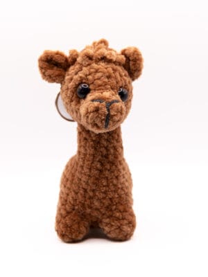 Breloczek alpaka brązowa