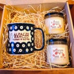 Zestaw prezentowy – kubek i dwie świeczki sojowe